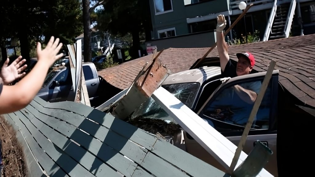 A Simple And Cheap Earthquake Kit List 4 Earthquake Kit Car Under Debris